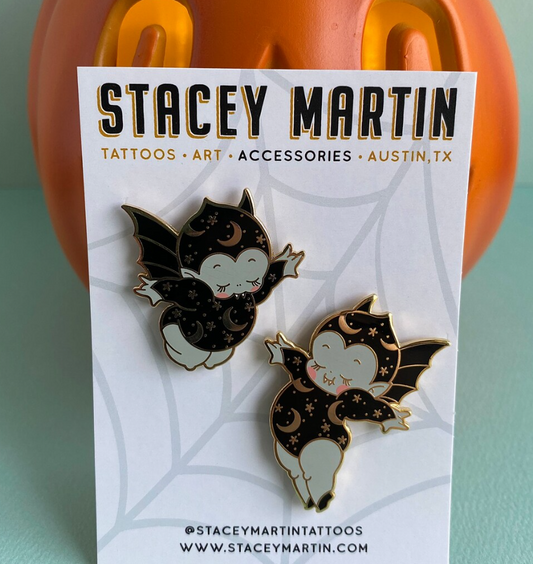 Vincent & Bella Vampire Bats Pin Set - Magic Edition