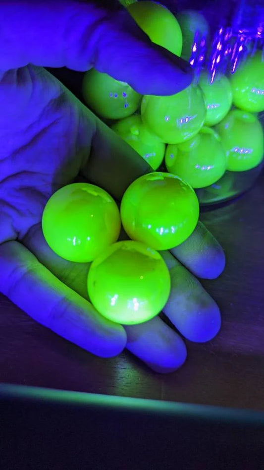 Uranium Glass 1" Marble - Pearlescent (1)